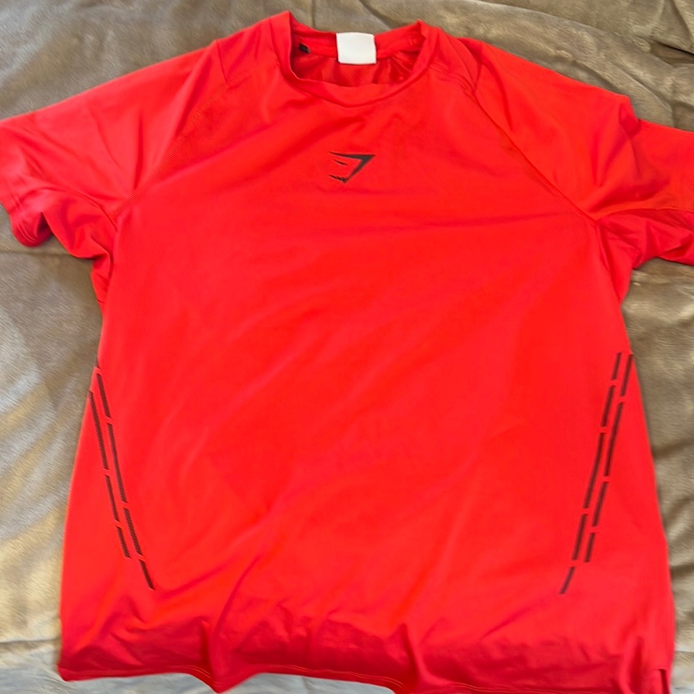 gym shark - medium